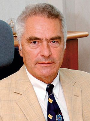 „Das zurzeit häufig heraufbeschworene Licht am Ende des Tunnels könnte sich zunächst als ent­gegenkommender Zug erweisen.“ Peter Maschke, Vorstandsvorsitzender, Pro-K Industrieverband Halbzeuge und Konsumprodukte aus Kunststoff, Frankfurt am Main Bild: Pro-K (Archiv: Vogel Business Media)