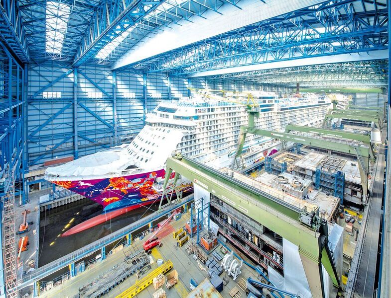 Im Baudock der Meyer Werft wurden in den letzten Wochen umfangreiche Tests der Sicherheitsanlagen, Maschinen- und Anlagenerprobungen sowie die weitere Fertigstellung des Innenausbaus des Kreuzfahrtschiffes Dream World vorgenommen. (MEYER WERFT / M. Wessels)