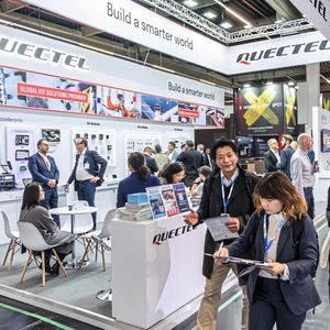 Auf der embedded world 2026 können sich die Besucher bei 1100 Ausstellern aus 50 Ländern einen Einblick in die Welt der eingebetteten System verschaffen.(Bild:  NürnbergMesse / Thomas Geiger)