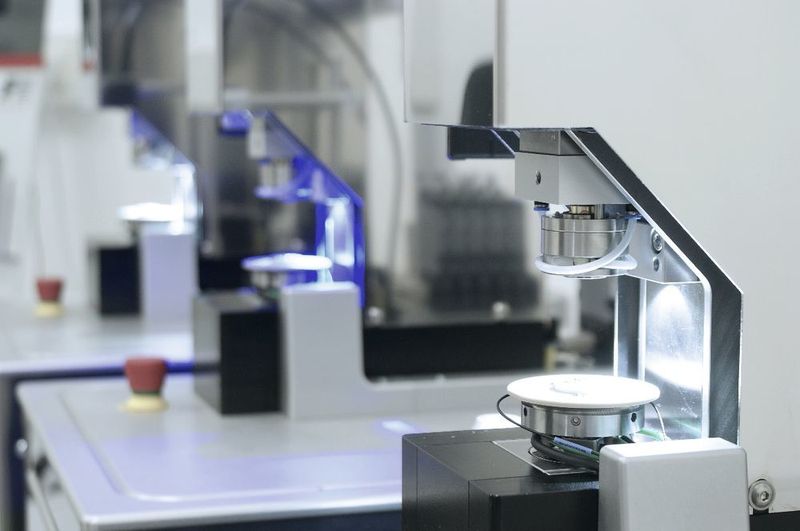 Die Servopressen-Baureihe Aipress ist sowohl für die Einbindung in Anlagen als auch für die Verwendung als Stand-Alone-System geeignet. (IEF-Werner)