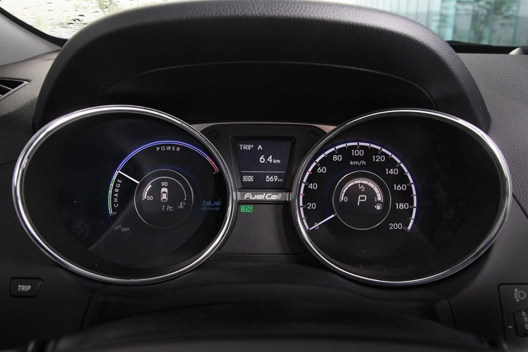 Die Instrumente unterscheiden sich vom regulären Modell. (Foto: Hyundai)