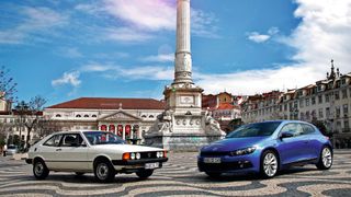 Die erste und bislang letzte Version des VW Scirocco: Vor 50 Jahren kam der Wüstenwind aus Wolfsburg erstmals auf den Markt. (Bild: Volkswagen)