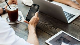 Innovation sind immer ein kooperativer Prozess. Unsere menschliche Fähigkeit, kooperieren zu können, braucht dafür nur den richtigen Impuls. (gemeinfrei)