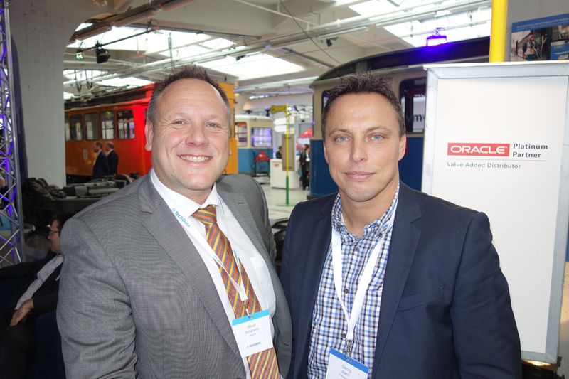 (l.) Oliver Schänzlin, Oracle mit Georg Gann, Winmagic (Bild: IT-BUSINESS)
