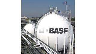 Mitarbeiter der BASF-Scryesterfabrik III konnten mit ihrem Verbesserungsvorschalg in Ausbeute um bis zu 47 Tonnen pro Jahr steigern.  (Bild: BASF)