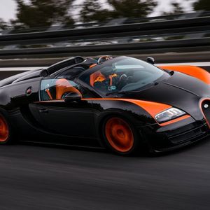 (Bugatti)
