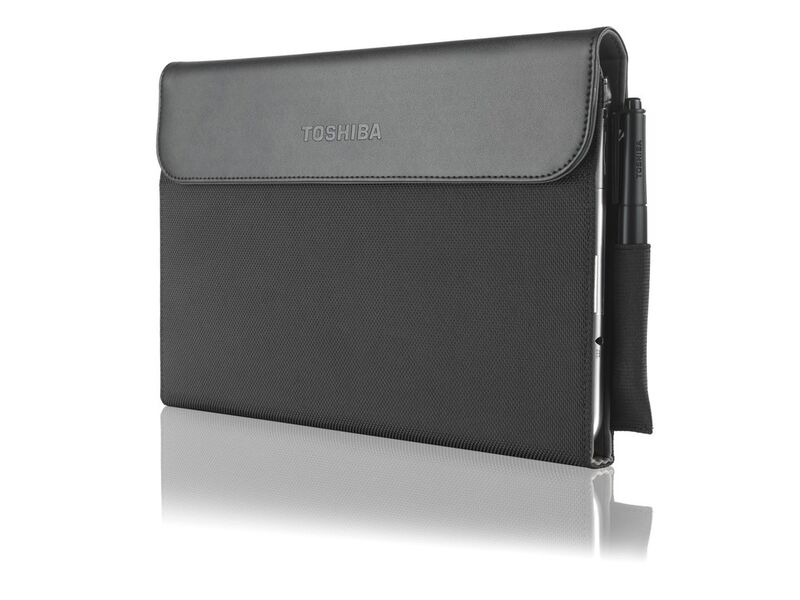 Zubehör ist wichtig: Toshiba liefert für eXcite-Tablets passende Taschen, in denen auch der Toshiba-Pen für handschriftliche Notizen einen Platz findet. (Bild: Toshiba)