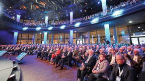 Volles Haus beim Deutschen Kraftfahrzeuggewerbe: Der ZDK hatte in den Gasometer Berlin zum Neujahrsempfang geladen. (Bild: Zietz – VCG)