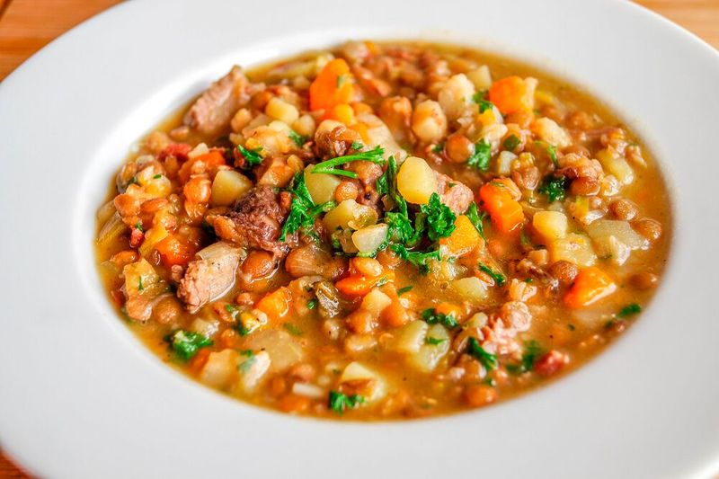 Conagra Brands (verpackte Konsumgüter) - 2022: 12.277 (Umsatz in Millionen Dollar), 2023: 12.051 (Umsatz in Millionen Dollar) (Bild: Pixabay)