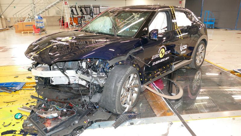 Auch der Genesis GV60 erreichte fünf Sterne, konnte jedoch im Punkt Kindersicherheit mit nur 63 Prozent nicht ganz überzeugen. (Bild: Autoren-Union Mobilität/Euro NCAP)