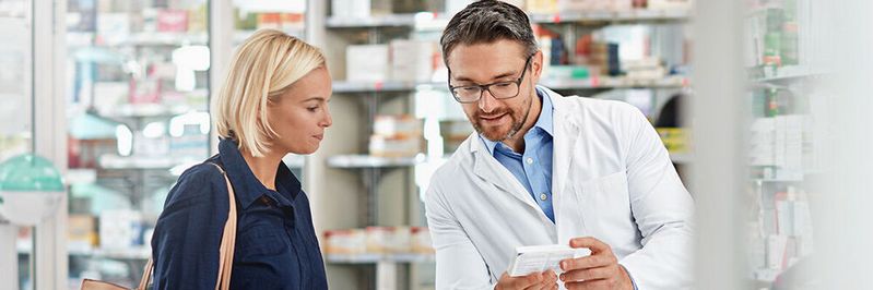 Weniger Bürokratie, mehr Zeit für Beratung – Vorteile, die das eRezept den Apotheken bringen soll. Doch auch die Kostenerstattung für die TI muss geklärt sein