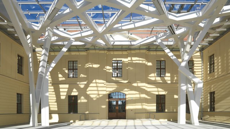 Glashof des Jüdischen Museums Berlin.(Bild:  RSB Rudolstädter Systembau)