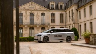 Xpeng bringt seinen Luxus-Van X9 nach Europa. (Bild: Xpeng)