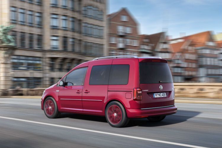 Volkswagen Nutzfahrzeuge bietet das neue Modell mit vier Diesel-, drei Otto- und einem Erdgasmotor an. (Foto: VW-Nutzfahrzeuge)