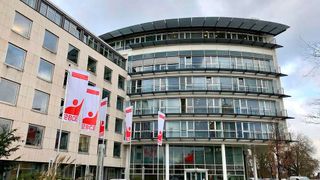 In der Tarifrunde 2024 fordert die IGBCE für die Beschäftigten der feinkeramischen Industrie 6 % mehr Lohn sowie einen Bonus ausschließlich für Gewerkschaftsmitglieder. (Bild: IGBCE)