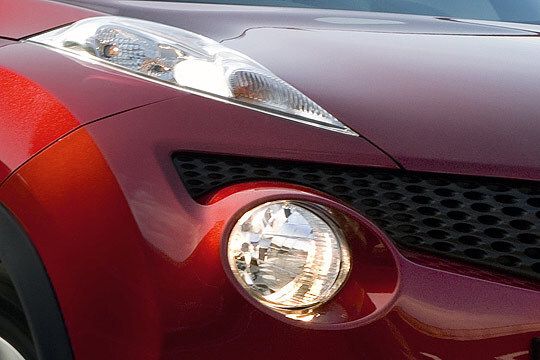 ... zweiteilig angebrachten Scheinwerfer hervor. Glücklicherweise wirken sie dynamischer als seinerzeit die Fiat-Experimente mit dem Multipla. (Archiv: Vogel Business Media)
