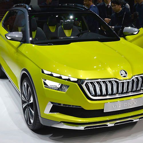 Im Zentrum des Messeauftritts von Skoda in Genf stand 2018 die Studie Vision X.(Bild:  Schreiner / »kfz-betrieb«)