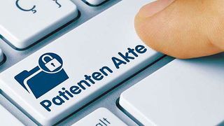 Datenethikkommission fordert: ePA sollte von Beginn EU-fähig sein (momius – stock.adobe.com)