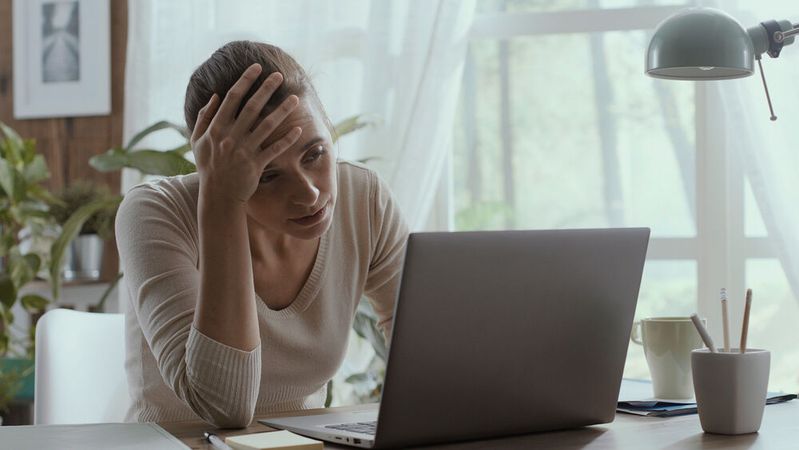 Ransomware belastet Mitarbeitende in Großunternehmen stark. IT-Sicherheitsverantwortliche stehen unter hohem Druck, was Stress und Angst vor weiteren Angriffen verursacht.(Bild:  StockPhotoPro - stock.adobe.com)