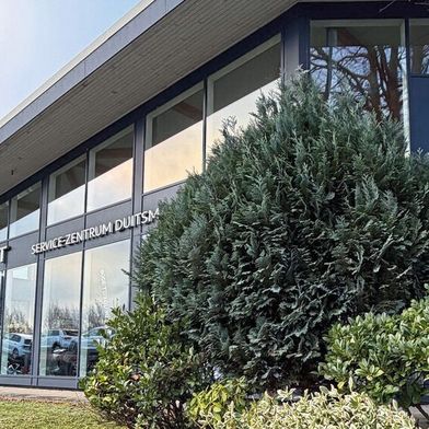 Peugeot Duitsmann in der Potthofstraße in Itzehoe (Bild: Dello)