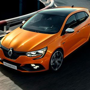 (Renault)