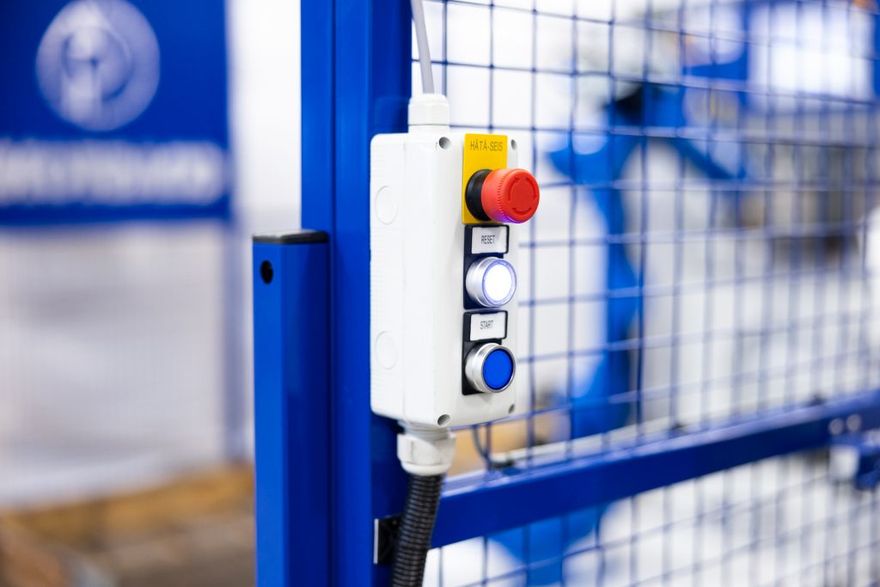 RoboCone Abkantpresse C9 mit Roboter_37.jpg (CoastOne Oy)