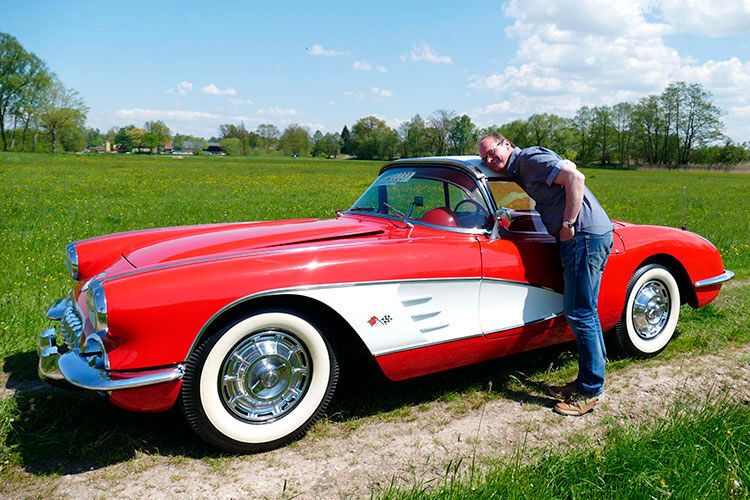 Das Interesse an Startplatz war groß. Unter anderem hatte sich auch Johann Fischer vom gleichnamigen Autohaus in Stamsried (Landkreis Cham) mit seiner Corvette beworben. (privat)