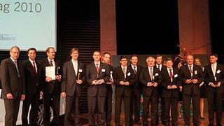 Porsche hat seine zehn besten Lieferanten des abgelaufenen Geschäftsjahres ausgezeichnet.  Bild: Porsche (Archiv: Vogel Business Media)