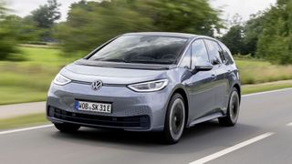 Mit 4,26 Metern Länge ist der ID 3 der aktuell kleinste Stromer im VW Portfolio. (Bild: Volkswagen AG)