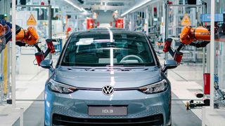 Die Serienproduktion des VW ID 3 ist gestartet. Marktstart des Autos ist Mitte 2020. (Volkswagen)