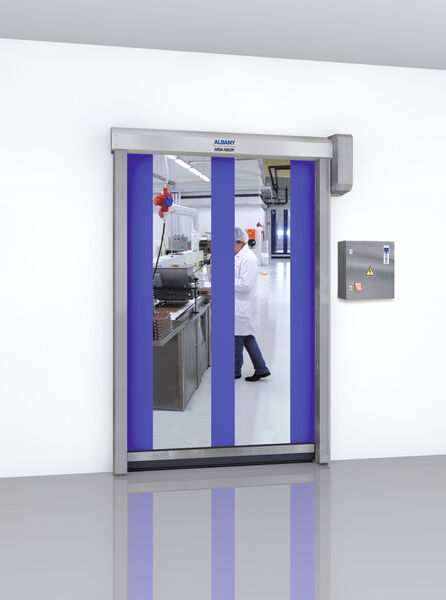 Cleanrooms are also needed in food processing industrie like butcherys. (Bild: Albany Door Systems)