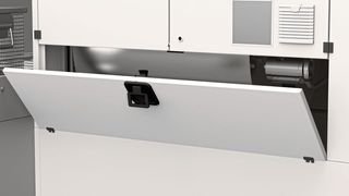 Schnappverschlüsse bewähren sich unter anderem in Wartungsklappen von Maschinen. (Bild: Kipp)