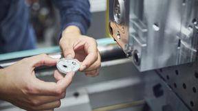 1zu1scale fertigt im Spritzguss hochwertige Serienbauteile für Medizintechnik-Spezialist Activoris. (Bild: Darko Todorovic)