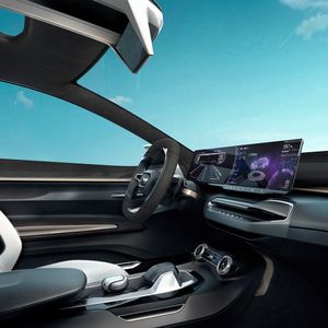 Der Innenraum gibt sich futuristisch.(Bild:  Chery)