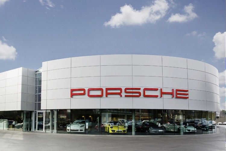 Auch wenn sich bei Porsche die Rotunde mittlerweile als Standard durchgesetzt hat, ... (Foto: Porsche)