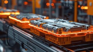 Im Rahmen des EU-Projektes Fastest arbeitet Comau an der beschleunigten Prüfung und Verifizierung von Fahrzeug- und stationären Batterien. (Bild: Noobs - stock.adobe.com)