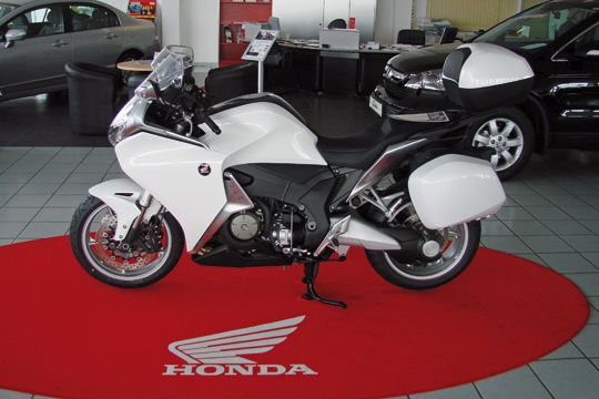 Synergien zwischen  Auto- und Motorradhandel gibt es bei Honda Schmidt kaum. Drei Viertel der  Motorradkunden sind eine völlig andere Klientel. (Archiv: Vogel Business Media)