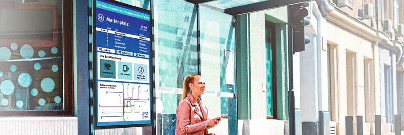 Helle Umgebungen: Displays im Freien müssen gegen das Sonnenlicht ankämpfen. Dazu ist ein hoher Kontrast notwendig, was Energie kostet. Es gibt Display-Techniken, die Energie sparen. Helle Umgebungen: Displays im Freien müssen gegen das Sonnenlicht ankämpfen. Dazu ist ein hoher Kontrast notwendig, was Energie kostet. Es gibt Display-Techniken, die Energie sparen.