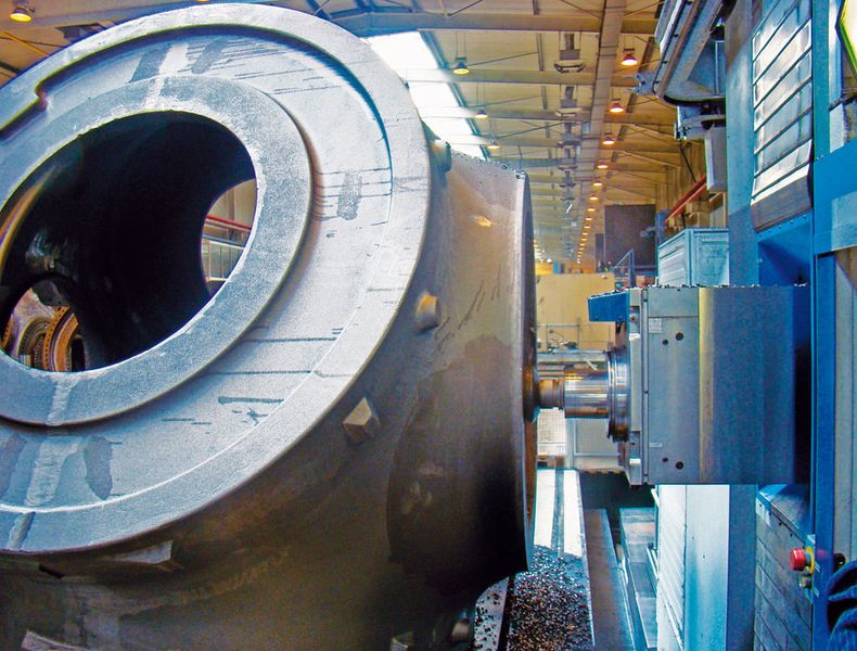 Bei der Bearbeitung von großen Bauteilen, beispielsweise einer Nabe für Windkraftanlagen, spielt die Minimierung der Anzahl der Aufspannungen eine große Rolle. Bild: Union (Archiv: Vogel Business Media)