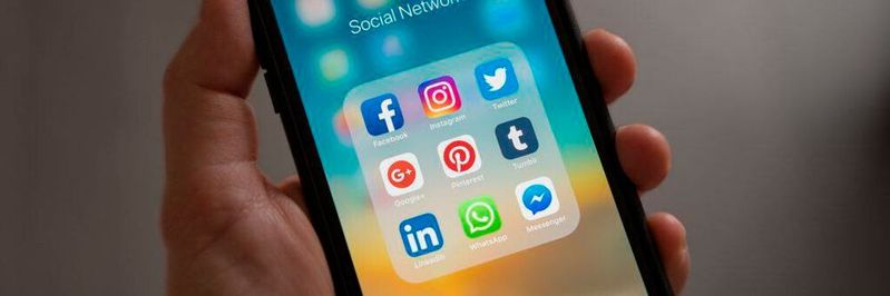 Erfolgreiches Social Media Marketing im B2B und B2C? Wir zeigen Ihnen die wichtigsten Trends, Tipps und Beispiele rund um Social Media. Erfolgreiches Social Media Marketing im B2B und B2C? Wir zeigen Ihnen die wichtigsten Trends, Tipps und Beispiele rund um Social Media.