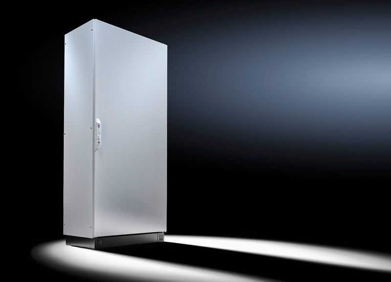 Der VX25 soll vor allem drei Vorteile bringen: Maximale Datenqualität und Durchgängigkeit der Daten, reduzierte Komplexität sowie Zeitersparnis und Sicherheit in der Montage. (Rittal)