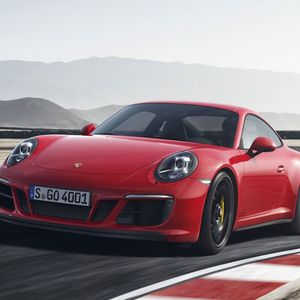 (Porsche)