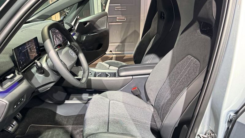 Der Innenraum des ID 3 Neo hat sich gegenüber dem Vorgänger deutlich verändert. (Bild: Achter – VCG)