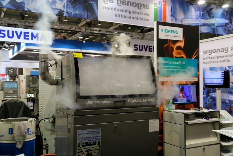 Während der Prodex demonstrierte Argonag täglich live die Funktionsweise des Siemens Feuerlöschsystems. (Anne Richter, SMM)