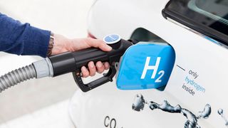 Wasserstoff soll einmal eine wichtige Rolle in der Energieversorgung spielen. Noch tut sich aber wenig. (Bild: Mercedes-Benz)