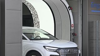 Eine Marktübersicht zeigt, welche Spezialisten Karosseriescanner für den Servicemarkt anbieten und in welche Richtung sich dieses Segment weiterentwickelt. (Bild: DAT)