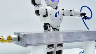 Der Themenpark Arena of Integration (AoI) demonstriert den Fachbesuchern die bereits heute nutzbare Anlagen-, Prozess- und Komponentenintegration im Industriealltag. (Motek)