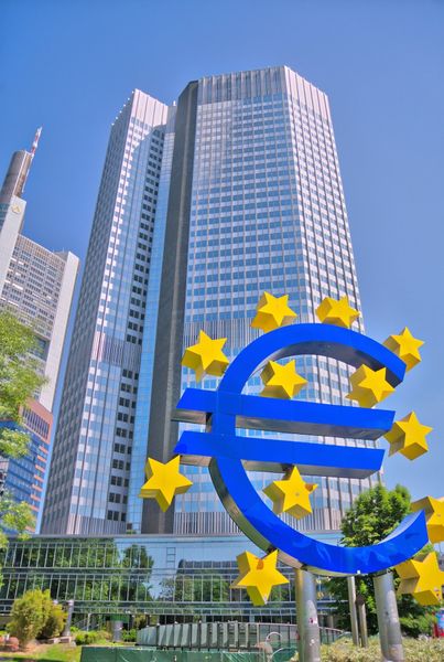 Platz 9: Banken mit 11% Burn-Out-Risiko (2% gering, 6% mittel und 3% hoch) Weitere interessante Beiträge zum Thema Burn-Out:- So zaubern Sie den Burnout weg  - Angst vor Burn-Out in Kunststoffindustrie weit verbreitet  - Studie belegt: Erhöhte Burnout-Gefahr bei Projektmanagern - Balance statt Burnout (Bild: Videocraft (gemeinfrei))