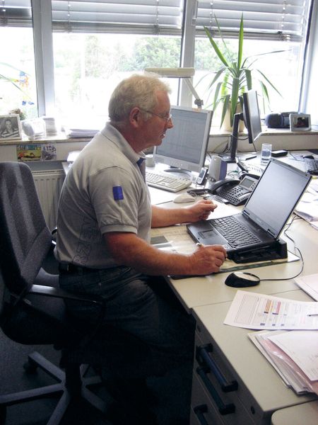 Die Service-Abteilung von Aerzener kontrolliert mindestens einmal wöchentlich den Zustand der Maschine, erstellt vertragsgemäß monatlich, viertel-, halb- oder jährlich einen Bericht über den Zustand der Anlage und macht Vorschläge für einen weiteren sicheren und störungsfreien Betrieb. (Bild: Aerzener)