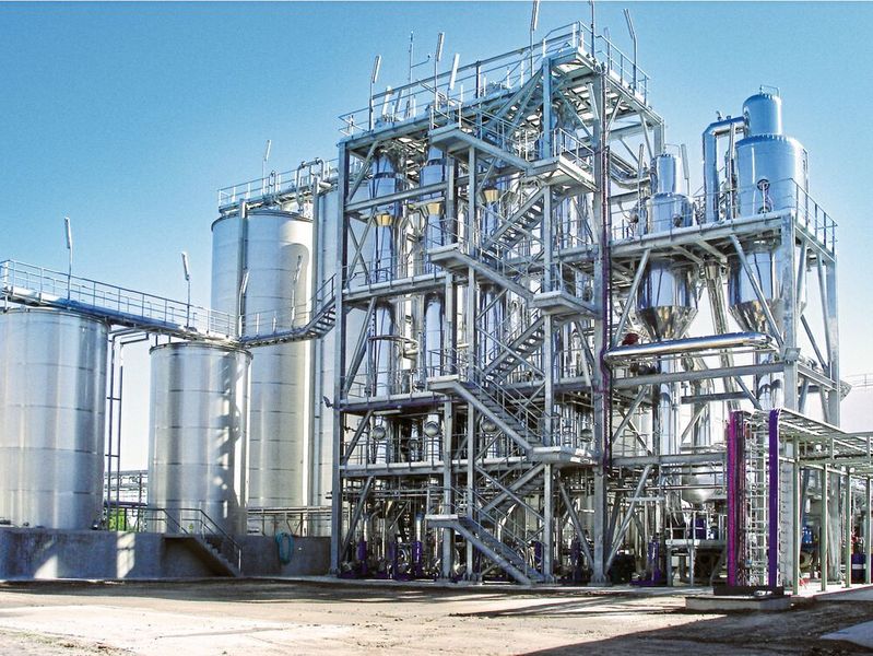 Eindampfanlage für proteinhaltige Abwässer: Mehrstufige Schaltungsweise und Wärmerückgewinnung durch thermische Brüdenkompressoren sorgen für eine ausgezeichnete Energieeffizienz. (Gea)